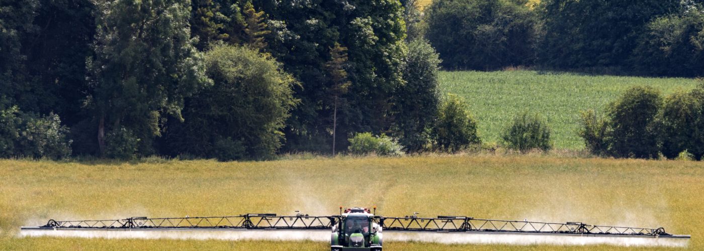 Rozdzielacz opryskiwacza 3-sekcyjny – jak działa i kiedy warto go wybrać?